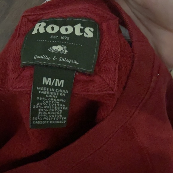 roots crewneck - Picture 3 of 3